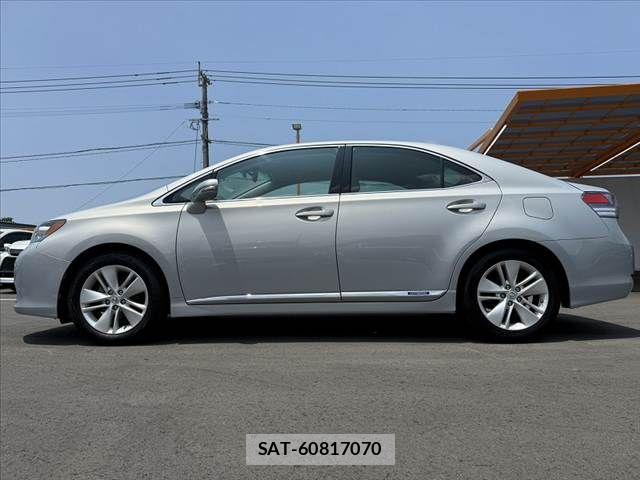Lexus HS 2010-09 8208353-10