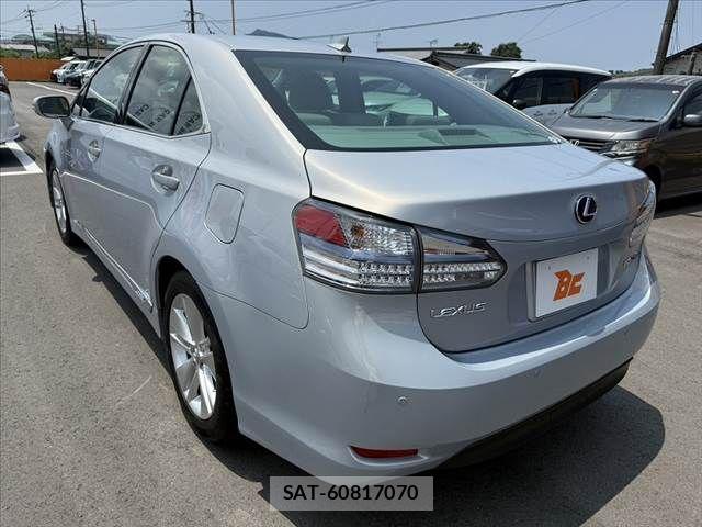 Lexus HS 2010-09 8208353-14