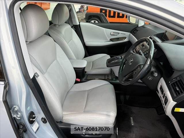 Lexus HS 2010-09 8208353-15