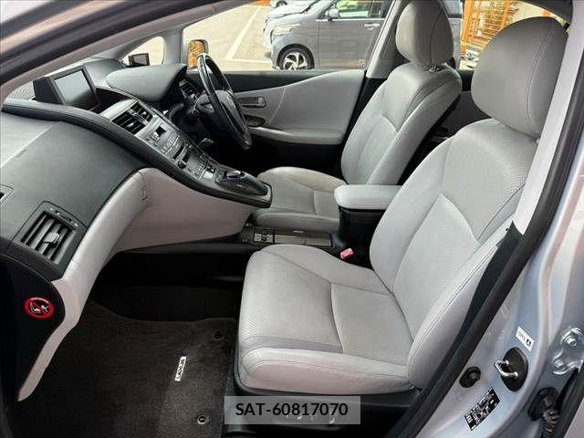 Lexus HS 2010-09 8208353-16