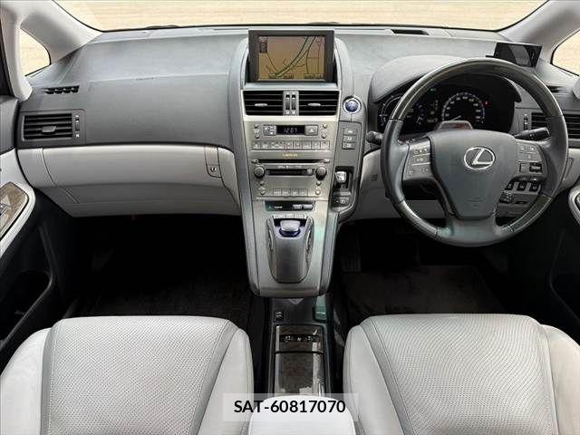 Lexus HS 2010-09 8208353-1