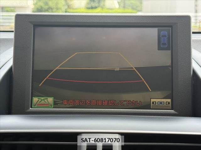 Lexus HS 2010-09 8208353-4
