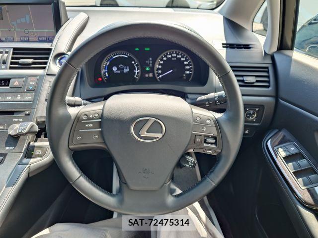 Lexus HS 2015-01 8315170-12
