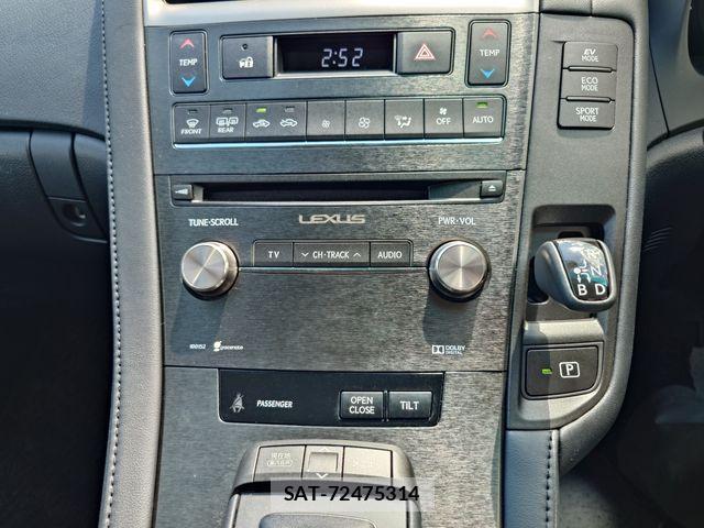 Lexus HS 2015-01 8315170-16