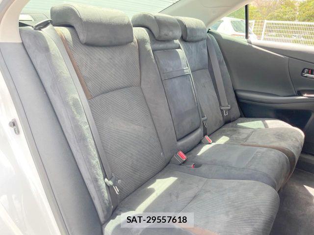 Lexus HS 2014-07 8315169-9