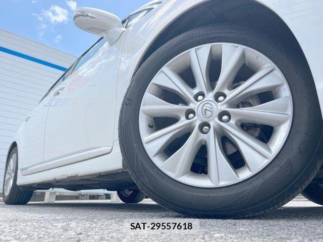 Lexus HS 2014-07 8315169-13