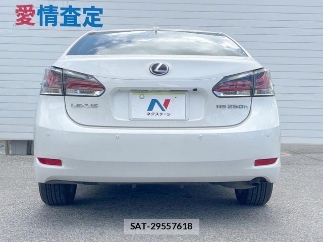 Lexus HS 2014-07 8315169-15