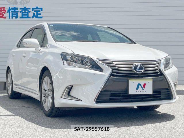 Lexus HS 2014-07 8315169-16