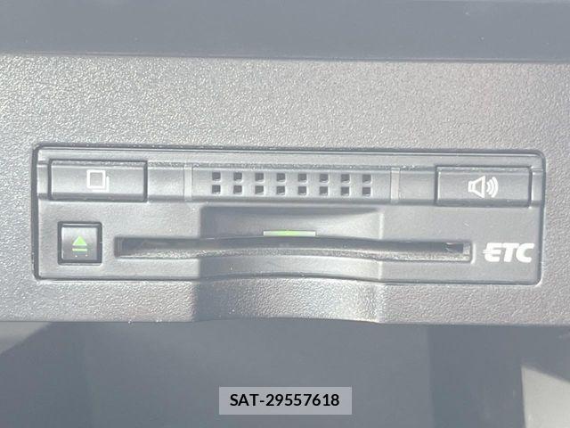 Lexus HS 2014-07 8315169-5