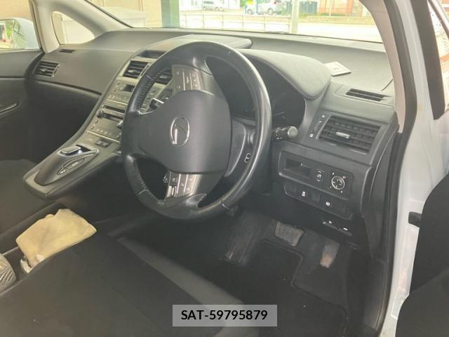 Lexus HS 2010-09 8315172-6