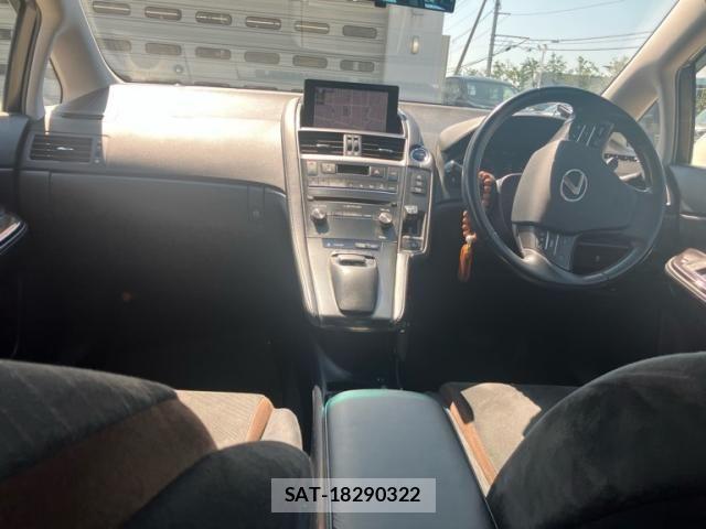 Lexus HS 2014-08 8336533-9