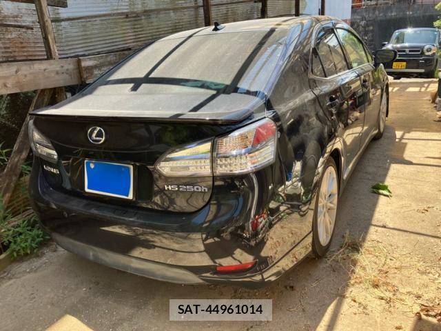 Lexus HS 2010-04 8354838-4
