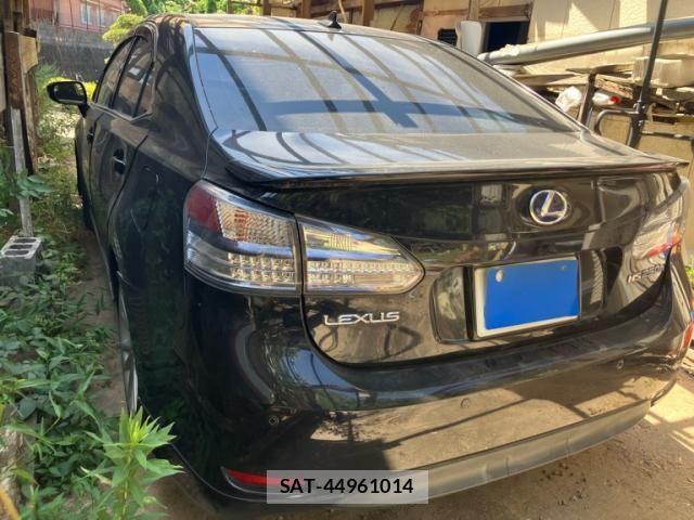 Lexus HS 2010-04 8354838-6