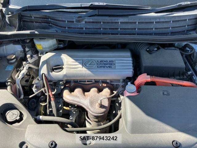 Lexus HS 2011-11 8354839-17