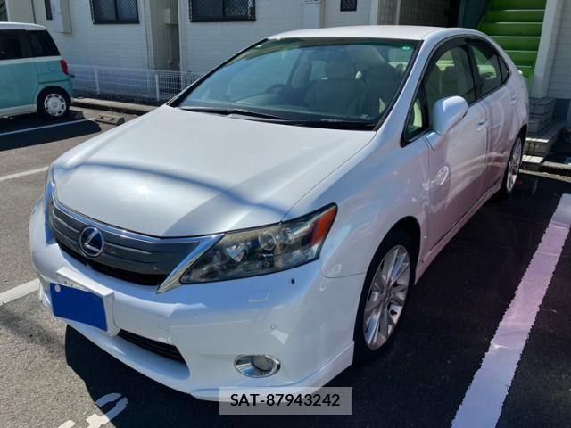 Lexus HS 2011-11 8354839-3