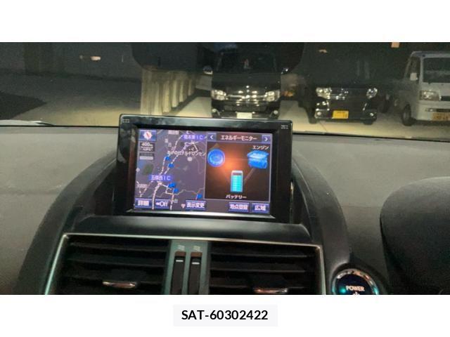 Lexus HS 2013-02 8371799-11