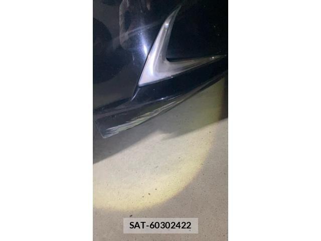Lexus HS 2013-02 8371799-19