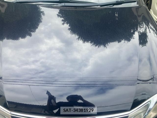 Lexus HS 2009-11 8485633-17
