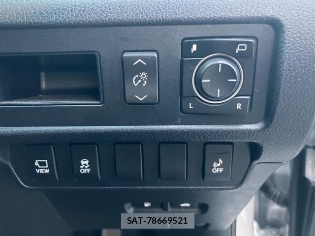 Lexus HS 2015-12 8525495-18