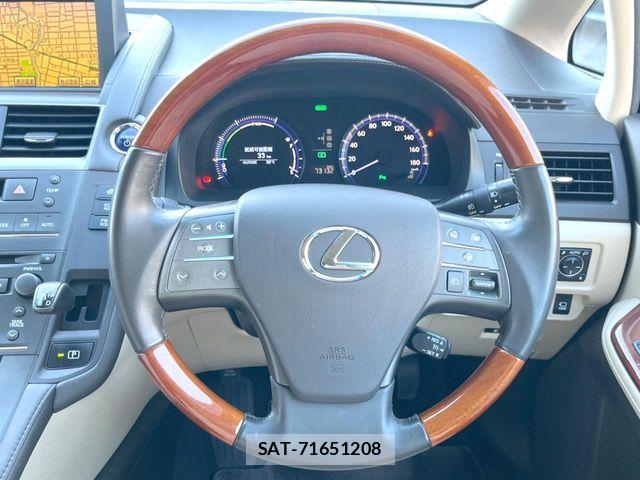 Lexus HS 2009-12 8525496-10