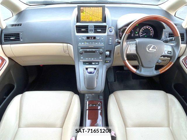 Lexus HS 2009-12 8525496-1