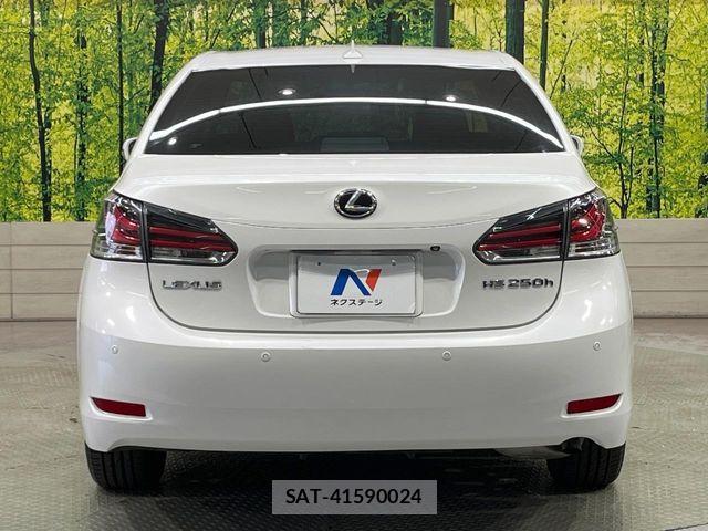 Lexus HS 2013-05 8525493-14