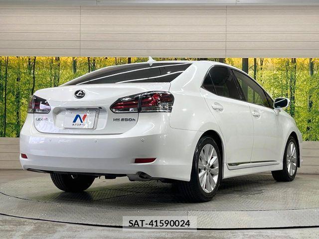 Lexus HS 2013-05 8525493-16