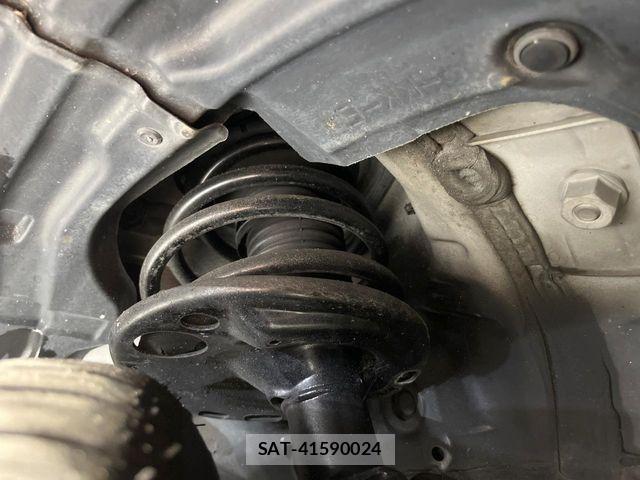 Lexus HS 2013-05 8525493-19