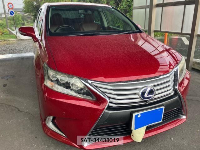 Lexus HS 2013-06 8562423-1