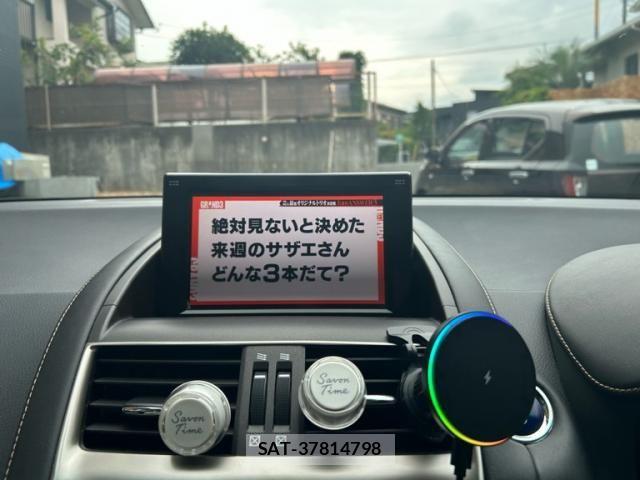 Lexus HS 2016-05 8627462-17