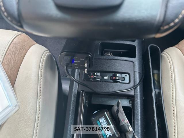 Lexus HS 2016-05 8627462-22