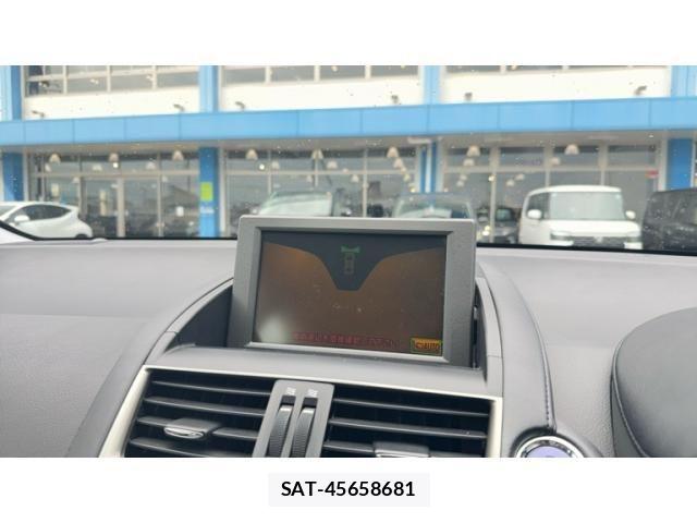 Lexus HS 2009-08 8743392-17