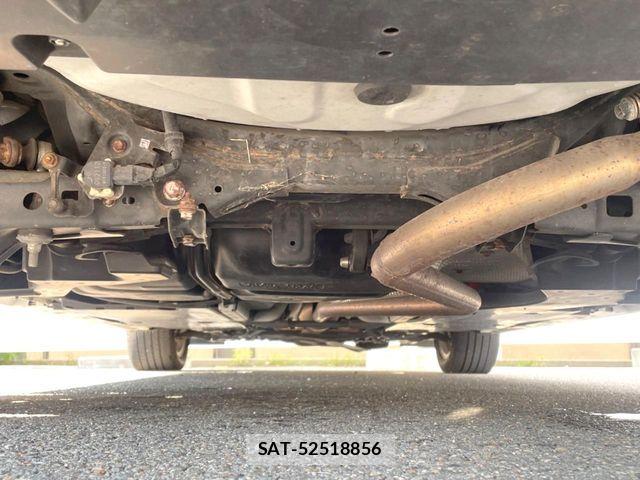 Lexus HS 2010-08 8743390-18