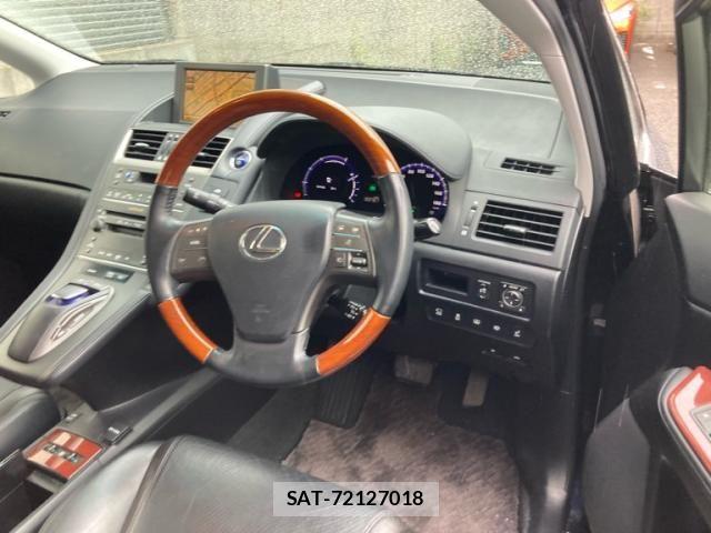 Lexus HS 2012-05 8796458-10