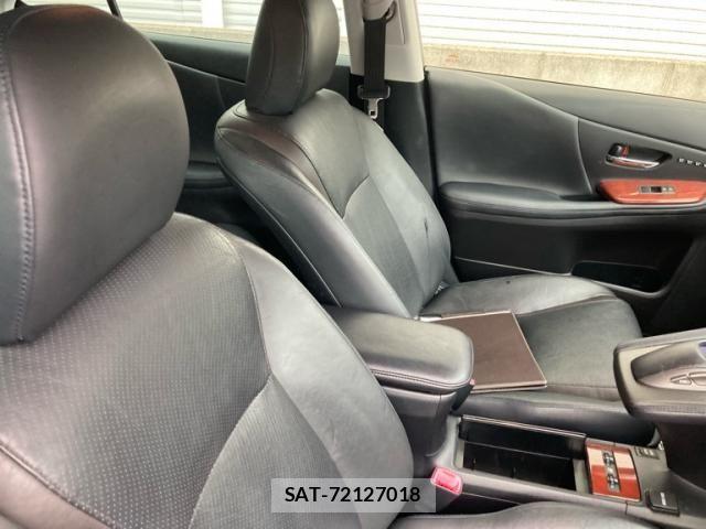Lexus HS 2012-05 8796458-11
