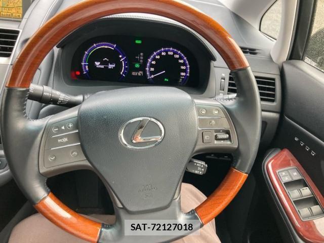 Lexus HS 2012-05 8796458-18