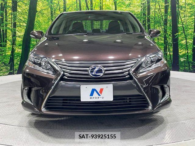 Lexus HS 2013-02 8829938-14