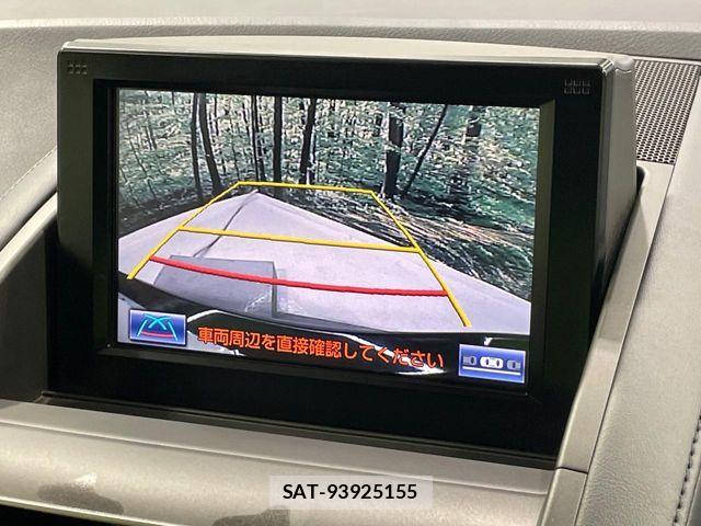 Lexus HS 2013-02 8829938-5