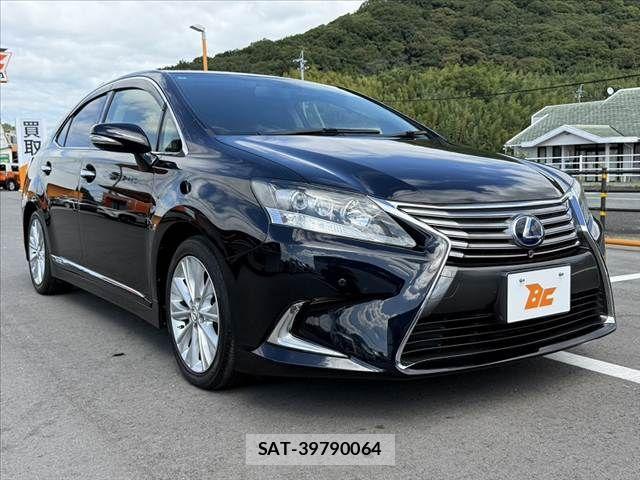 Lexus HS 2013-02 8880478-9