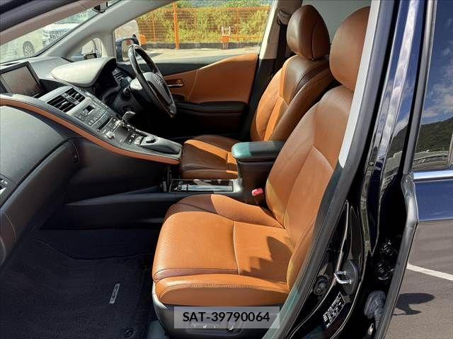 Lexus HS 2013-02 8880478-17
