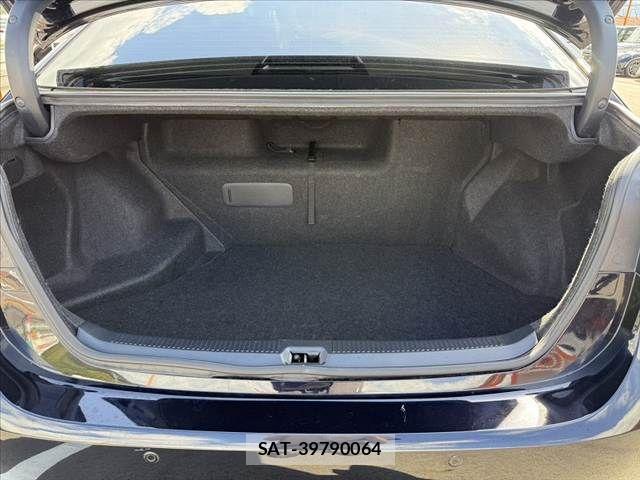 Lexus HS 2013-02 8880478-19