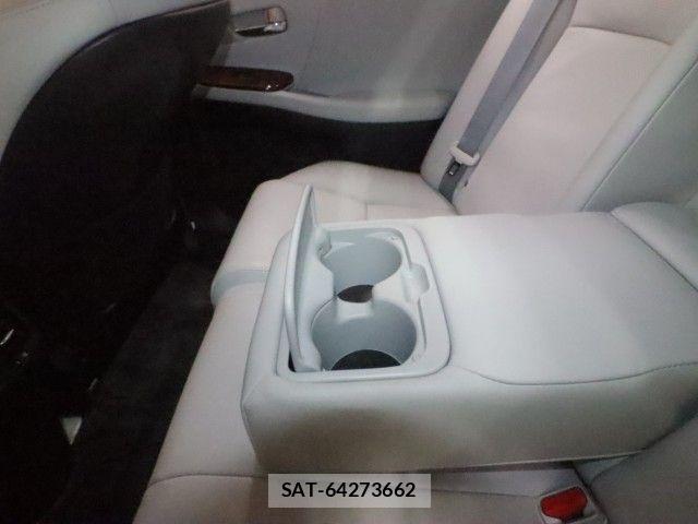 Lexus HS 2010-02 8880481-8
