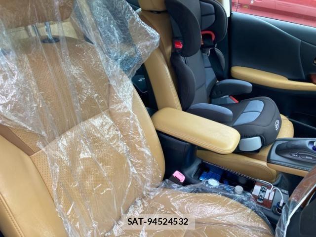 Lexus HS 2009-11 8880483-15