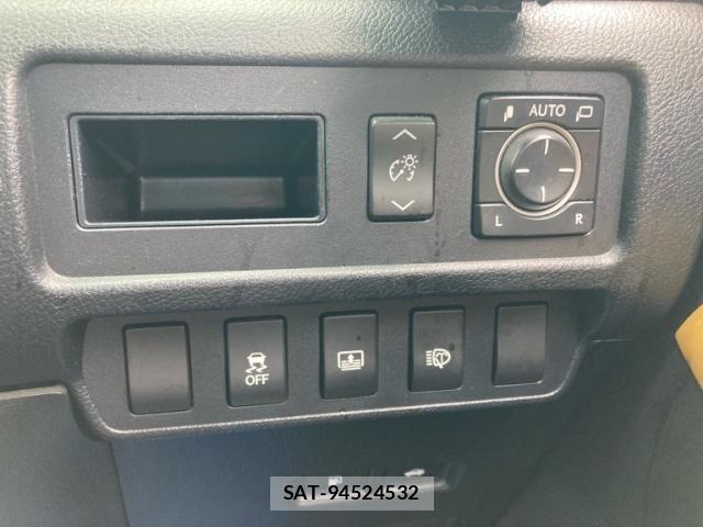 Lexus HS 2009-11 8880483-20