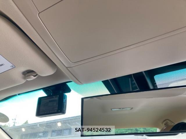 Lexus HS 2009-11 8880483-23