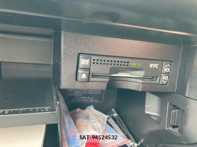 Lexus HS 2009-11 8880483-25