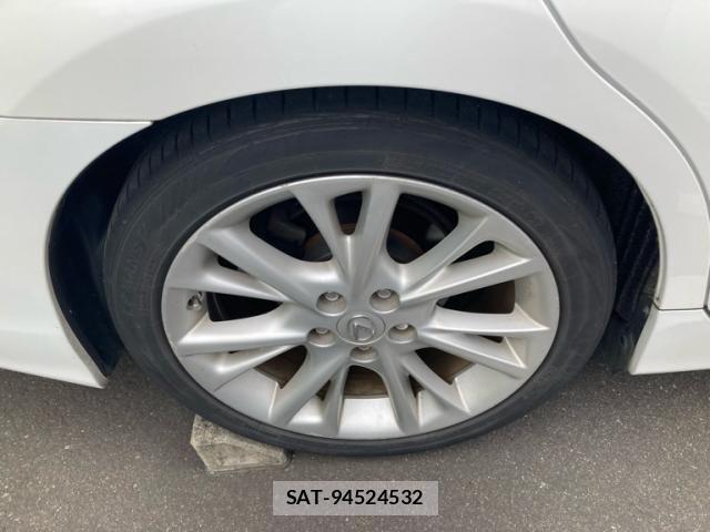 Lexus HS 2009-11 8880483-7