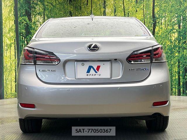 Lexus HS 2016-07 8883838-14