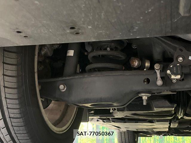 Lexus HS 2016-07 8883838-19