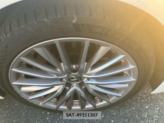 Lexus IS 2021-03 8245718-8